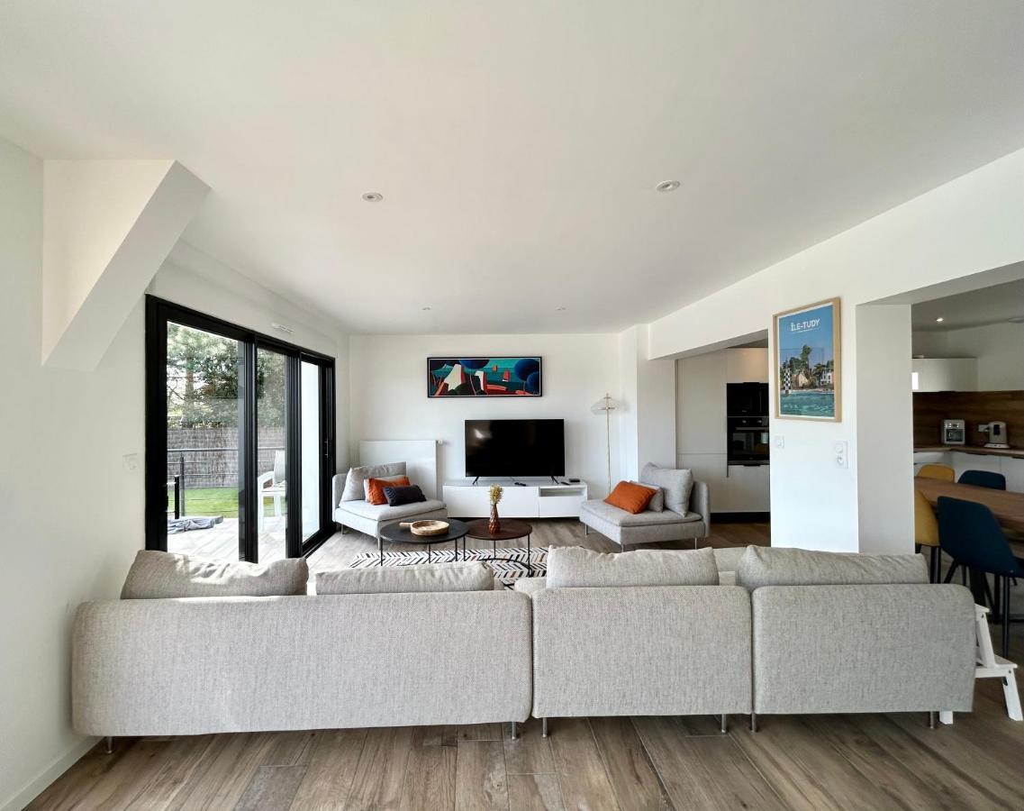 Superbe Villa Tout Confort Avec Piscine Chauffee Er Couverte Et Spa A 2 Pas De La Plage Fouesnant Exterior foto
