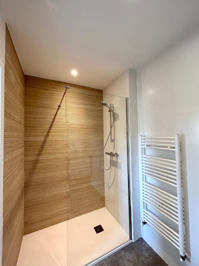 Superbe Villa Tout Confort Avec Piscine Chauffee Er Couverte Et Spa A 2 Pas De La Plage Fouesnant Exterior foto