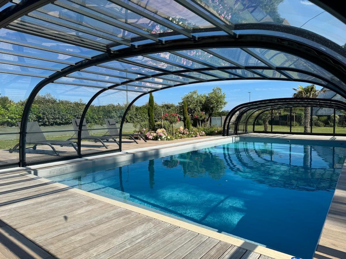 Superbe Villa Tout Confort Avec Piscine Chauffee Er Couverte Et Spa A 2 Pas De La Plage Fouesnant Exterior foto