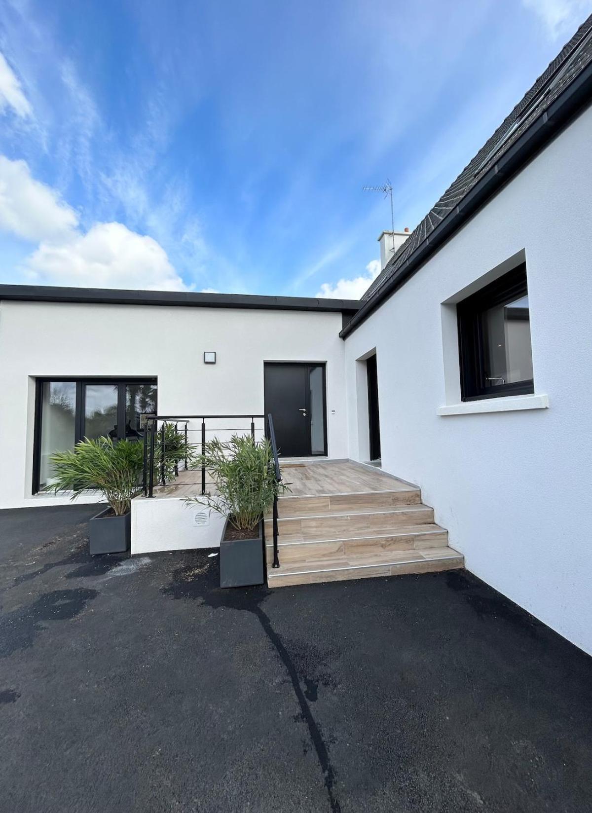 Superbe Villa Tout Confort Avec Piscine Chauffee Er Couverte Et Spa A 2 Pas De La Plage Fouesnant Exterior foto